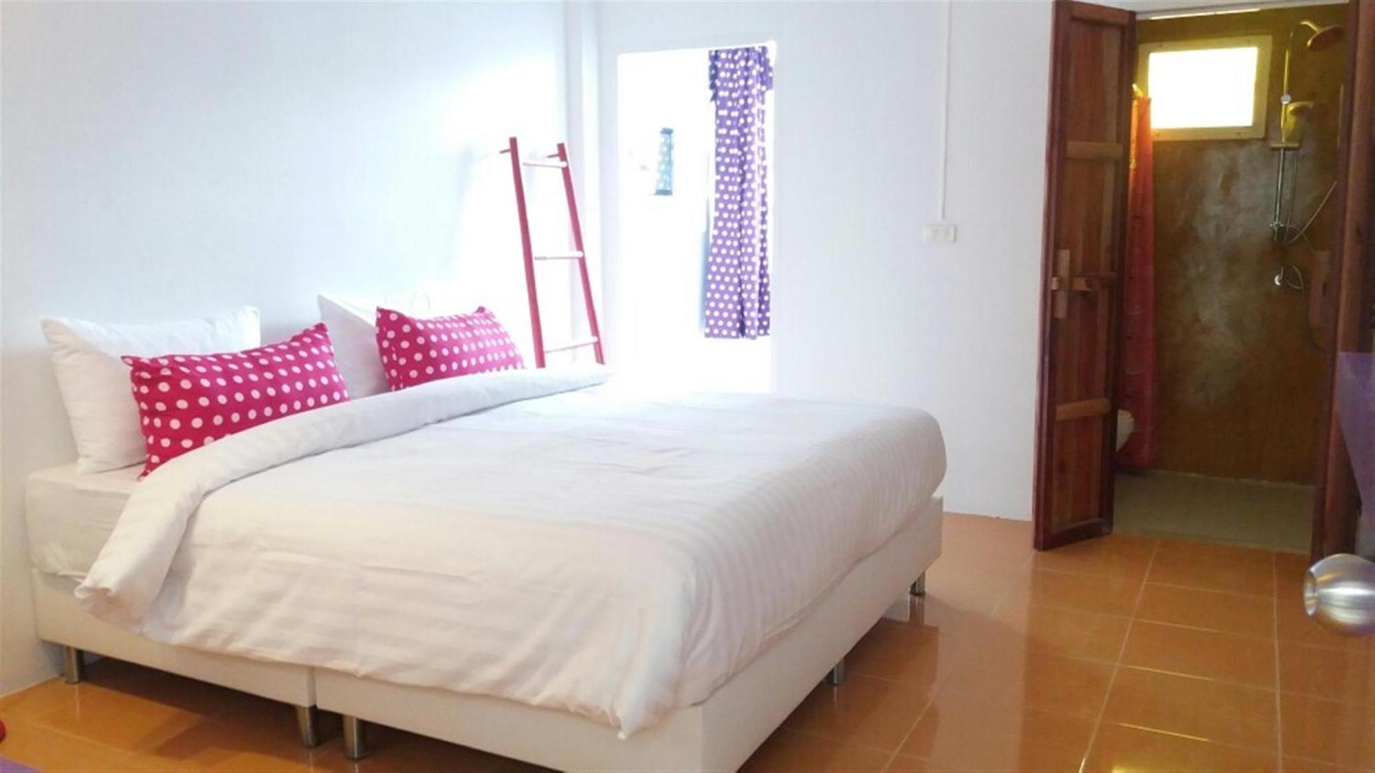 Na-Rak-O Resort Chiang Rai Rum bild